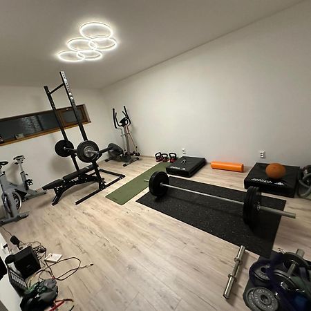 Villa Gold Нова-Лесна Экстерьер фото