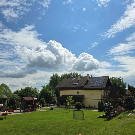 Villa Gold Нова-Лесна Экстерьер фото